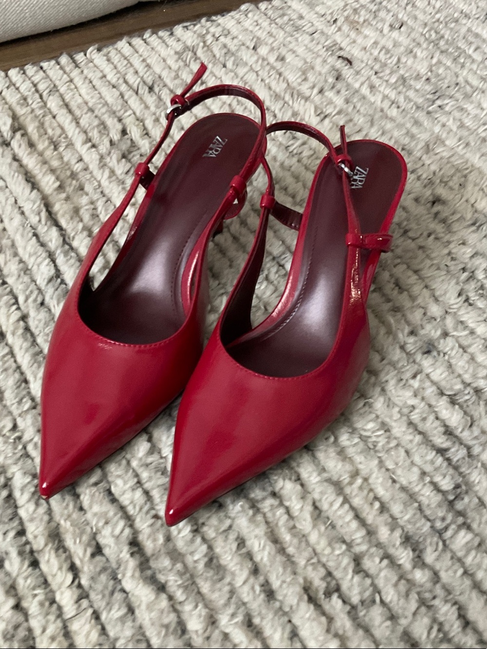 Zara Patent Red Pointed Slingback Heels - Picture 4 of 5